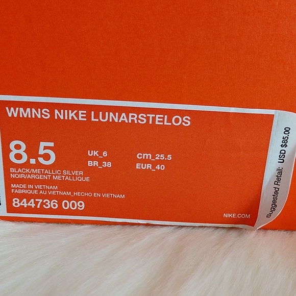🌺Size 8.5 NIKE WOMEN'S SHOES.new - Picture 7 of 7